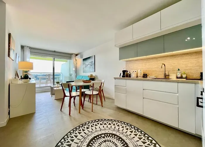 Pgh N25 - Vue Mer, Premiere Ligne & Parking Prive Apartman